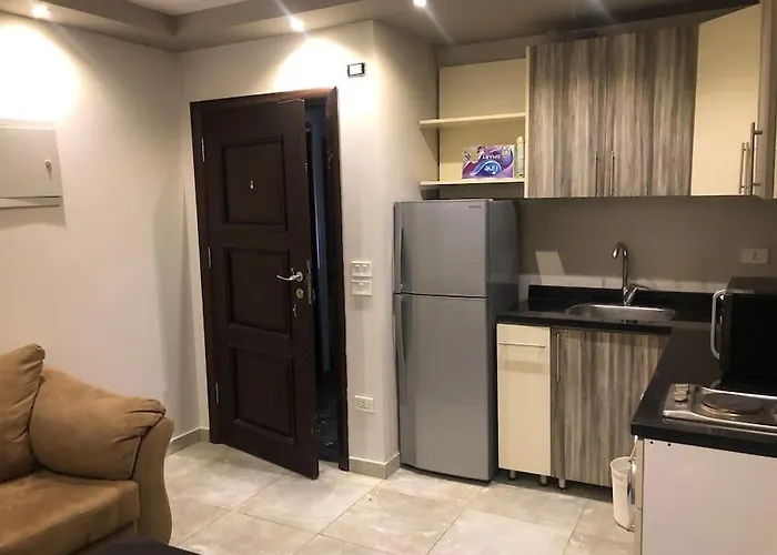 Lovely Studio In The Heart Of Heliopolis, Cairo